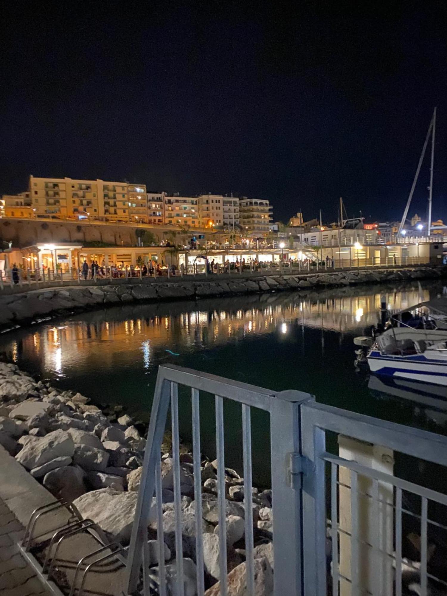 B&B Via Oliviero Termoli Eksteriør billede